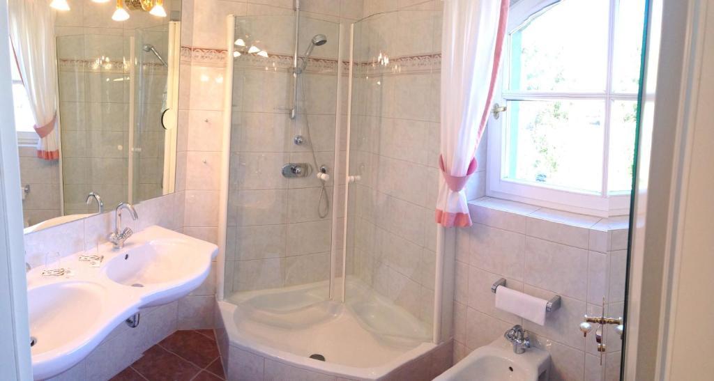 Dietrichsteinerhof Apartments & Rooms Faak am See Bilik gambar